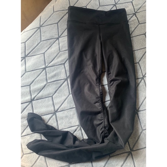 Alo Idol Legging in Black - Picture 3 of 3